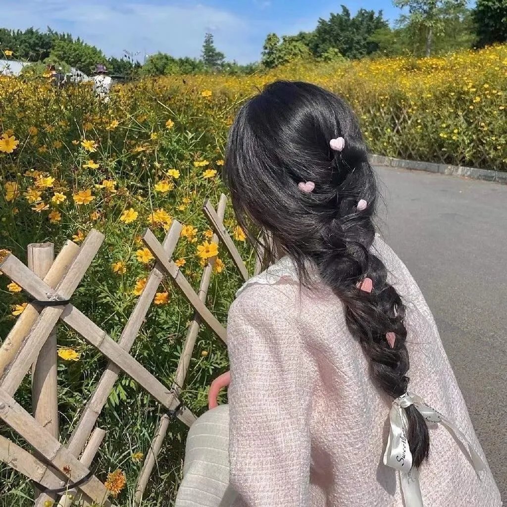 容基耶尔女士
